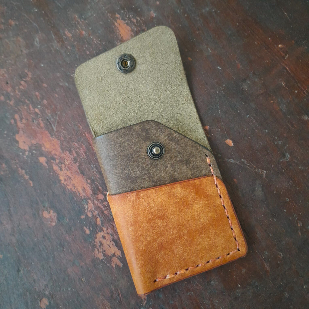 Alnitak Cardholder