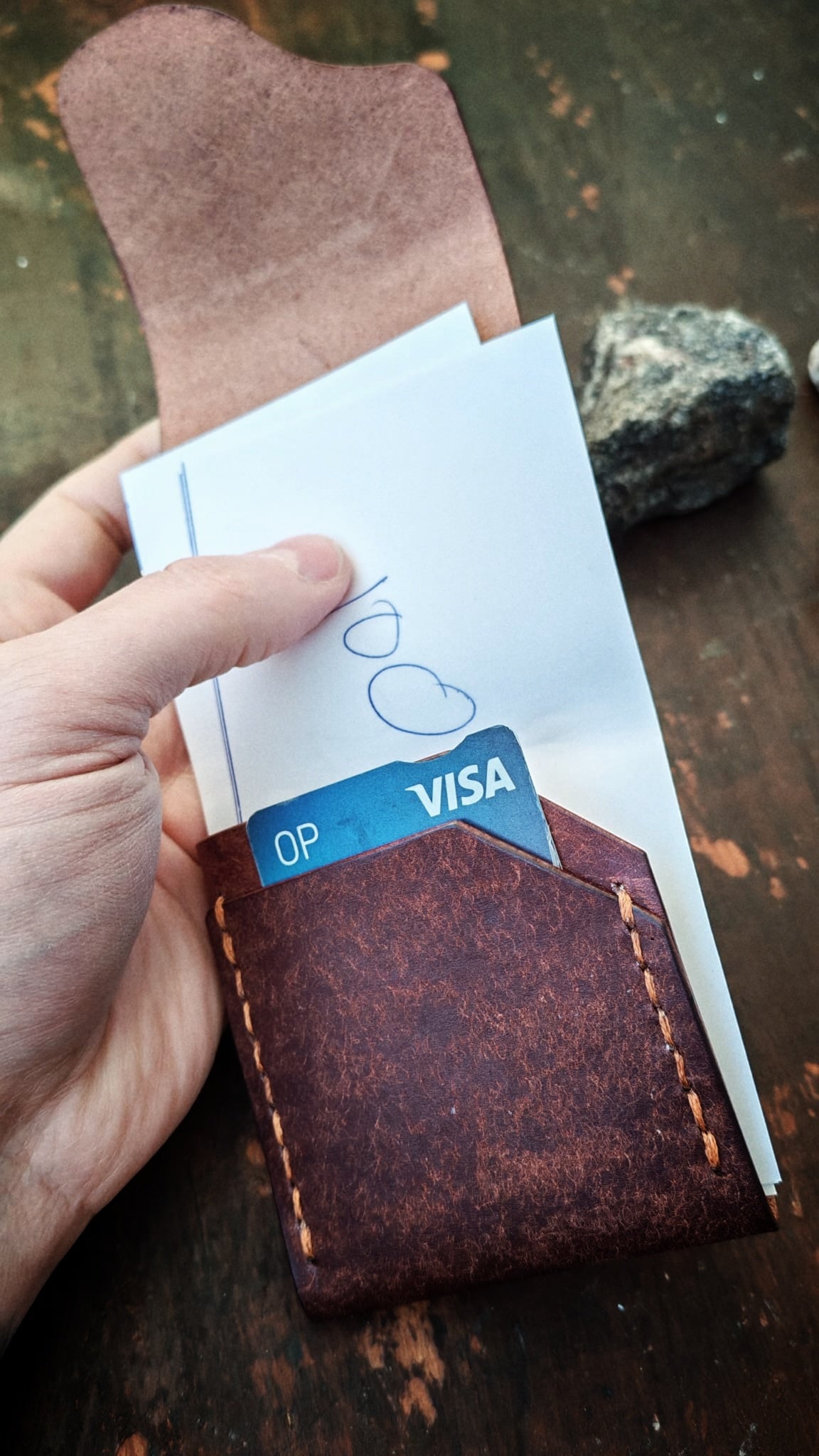 Moon - Modern Minimalist Wallet