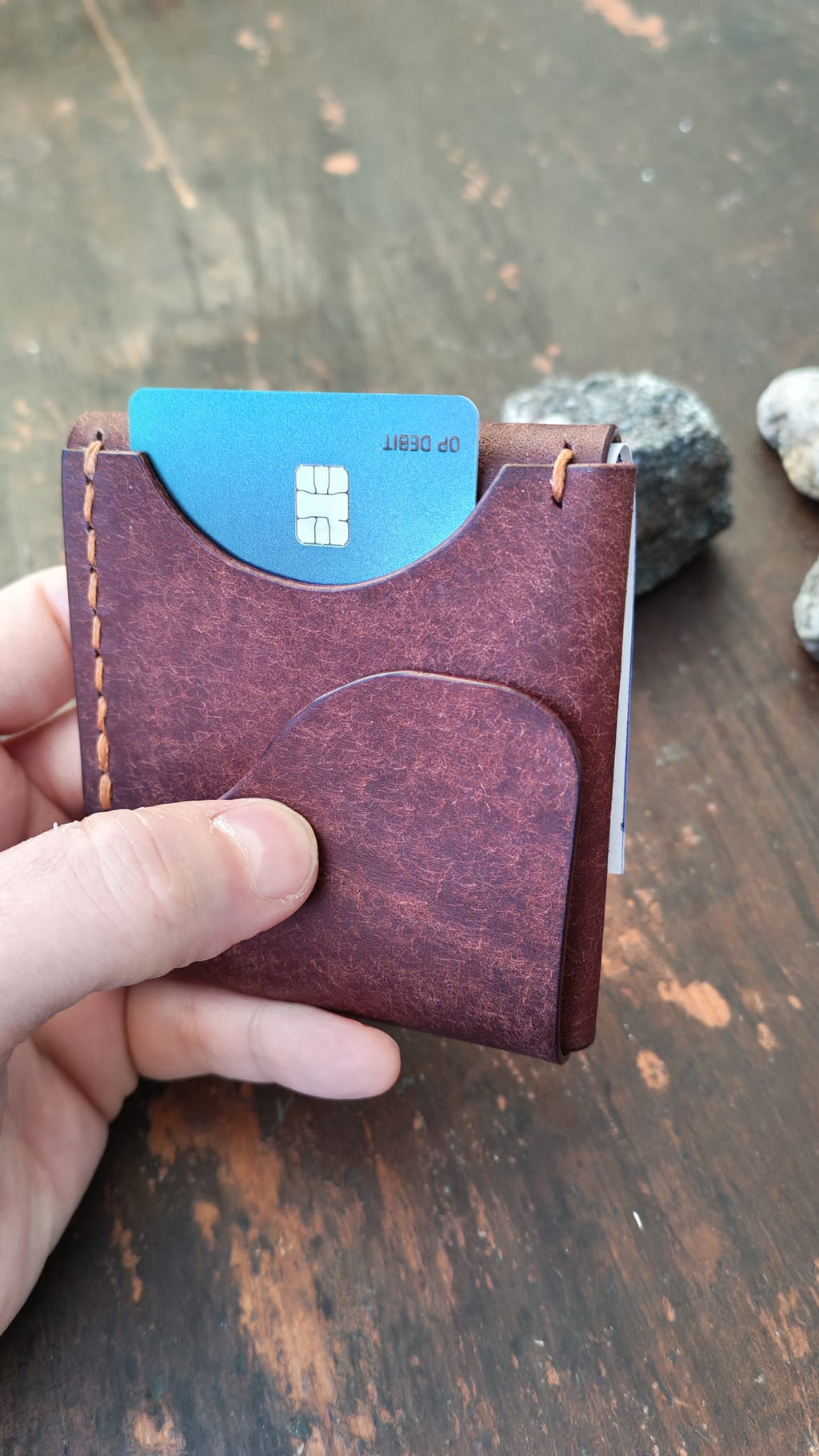 Moon - Modern Minimalist Wallet