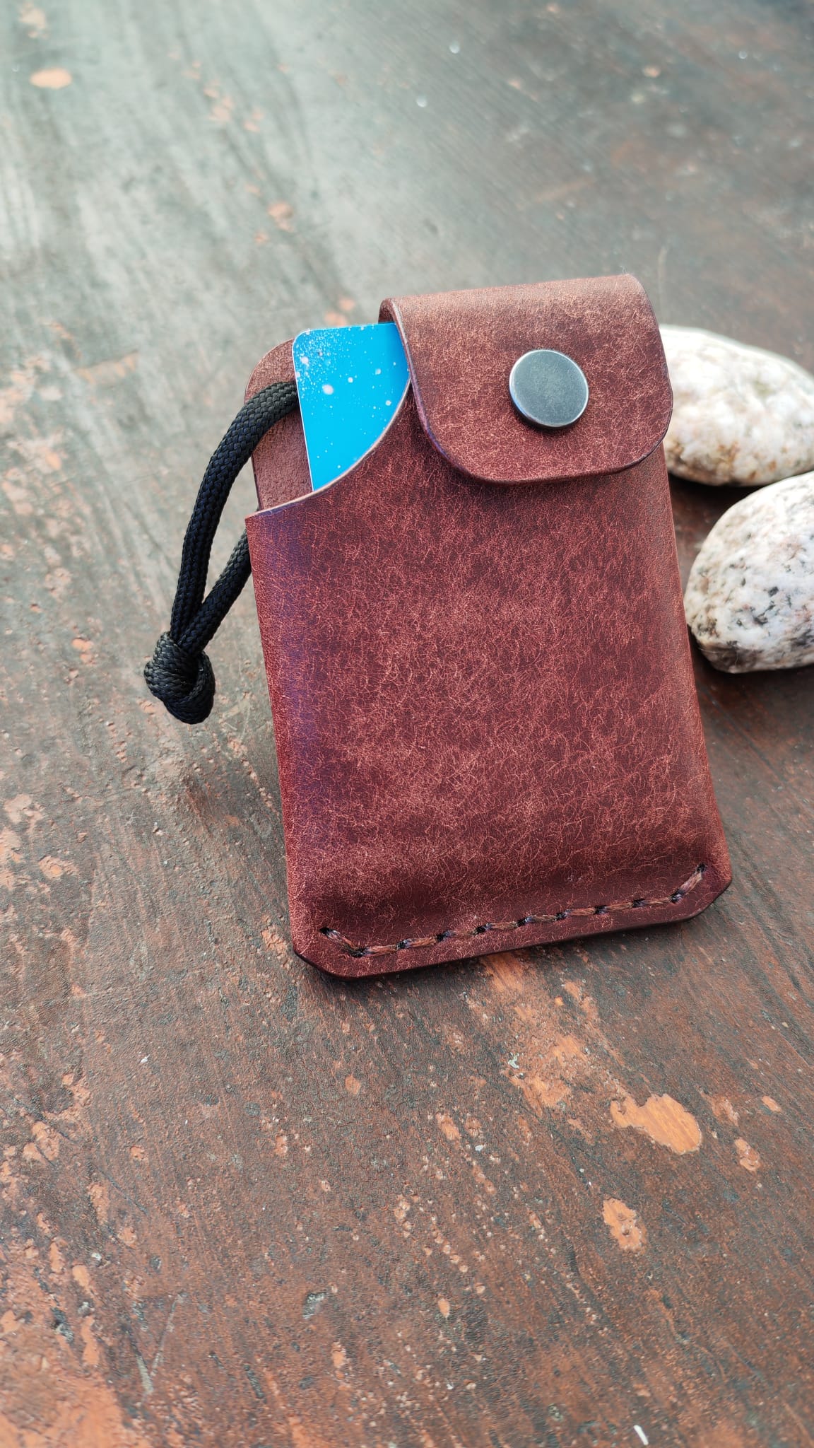 Mintaka – Slim Handcrafted Leather Wallet