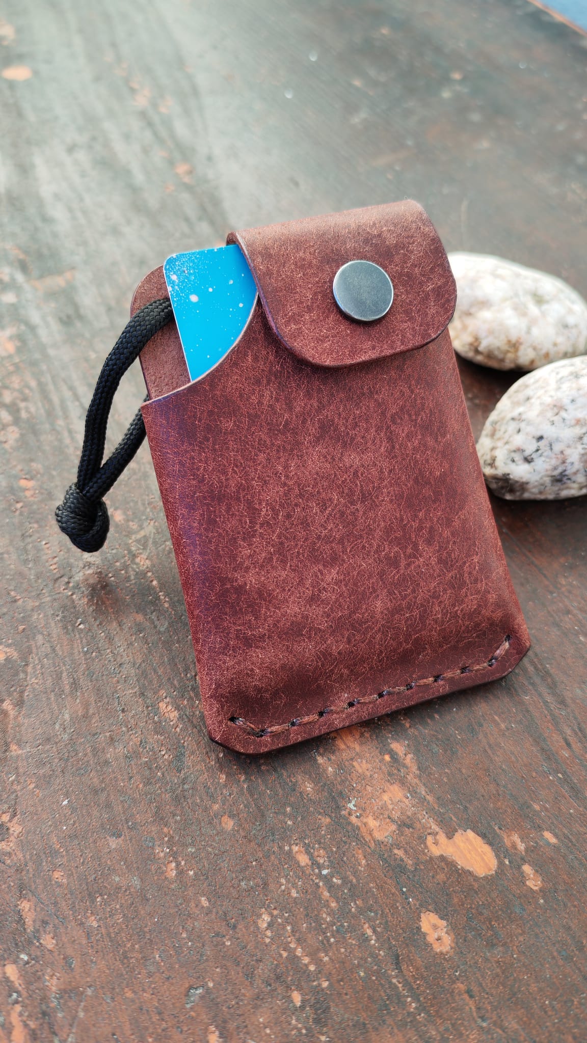 Mintaka – Slim Handcrafted Leather Wallet