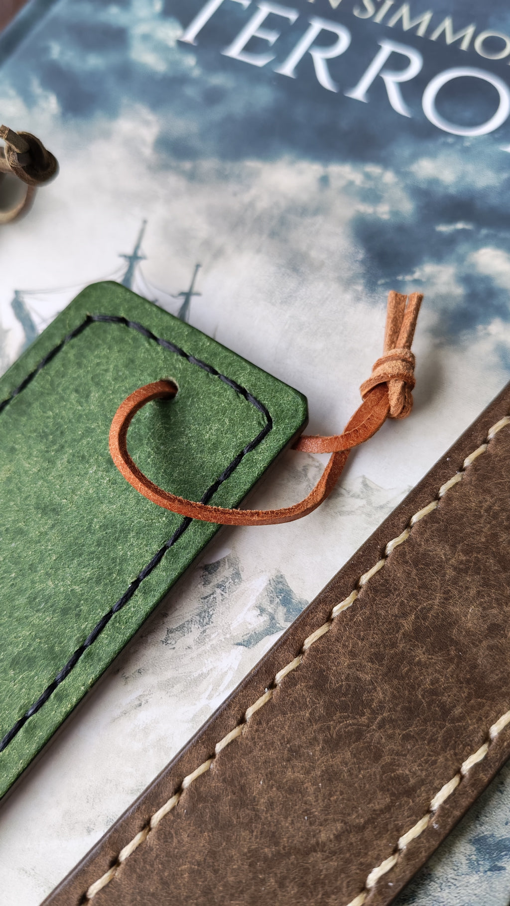 Bookmark – Handmade Nordic Leather Bookmark