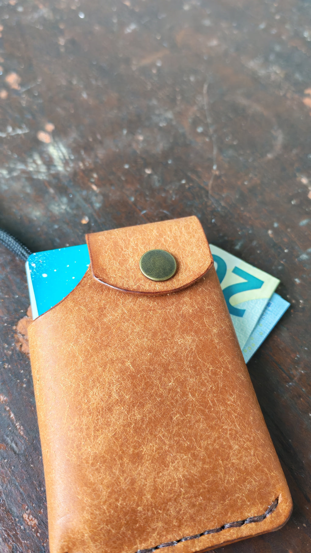 Mintaka – Ohut käsintehty nahkalompakko