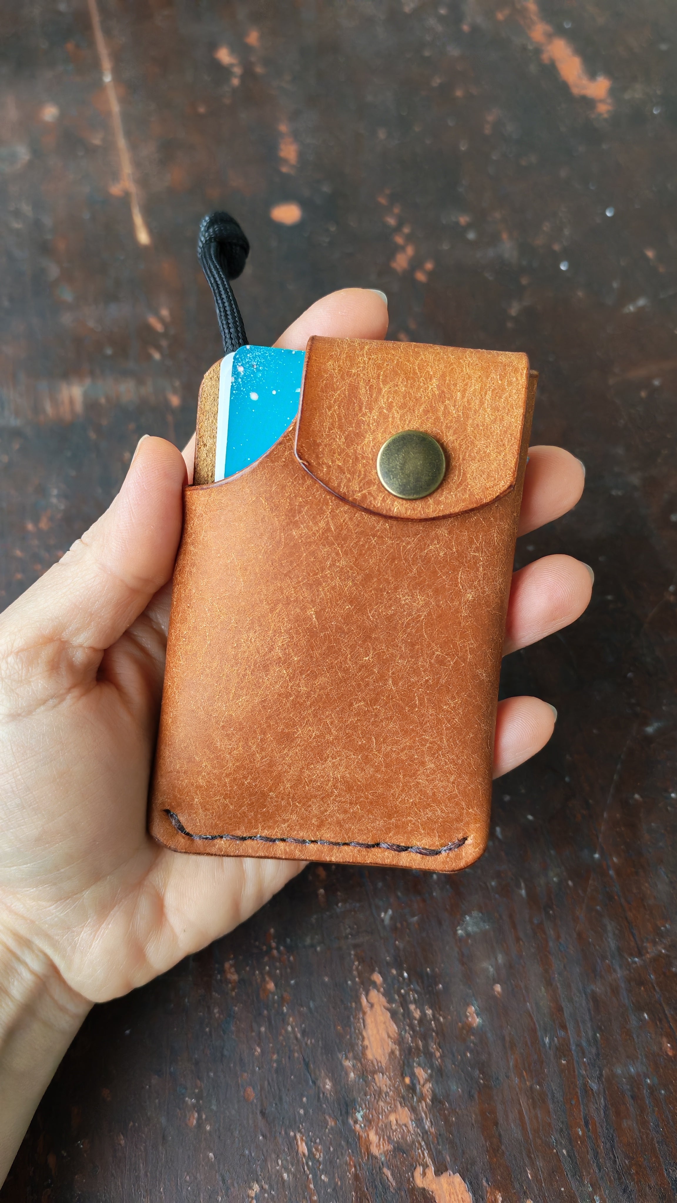 Mintaka – Slim Handcrafted Leather Wallet
