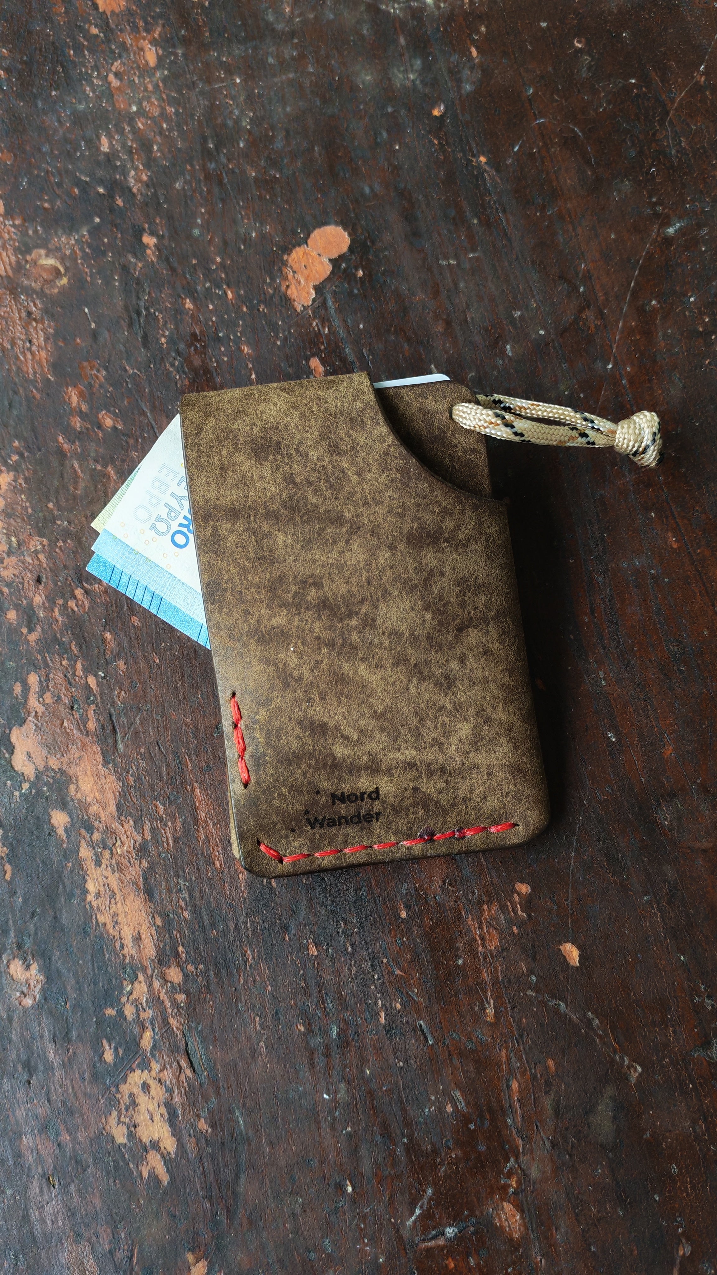 Mintaka – Slim Handcrafted Leather Wallet