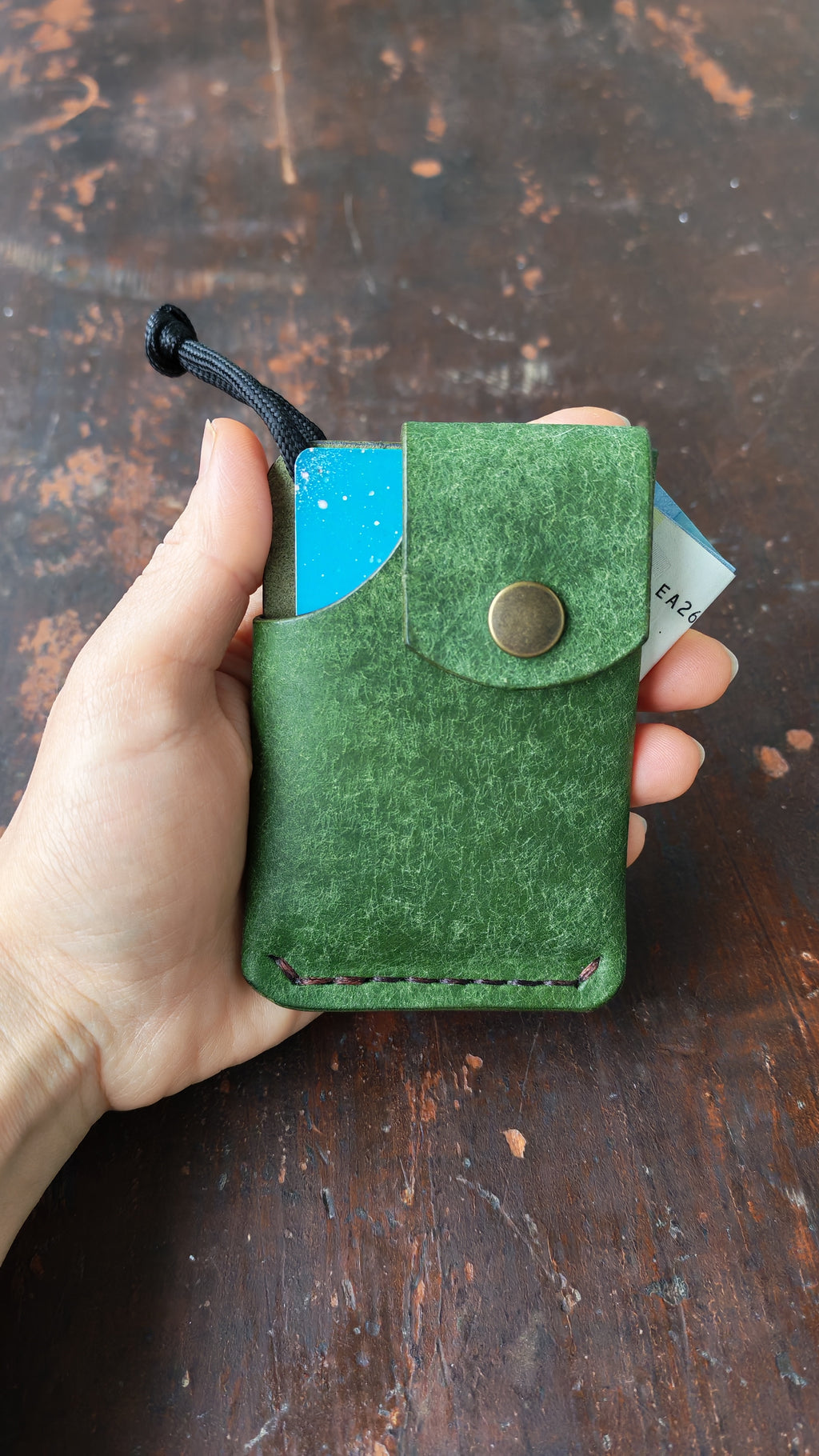 Mintaka – Slim Handcrafted Leather Wallet