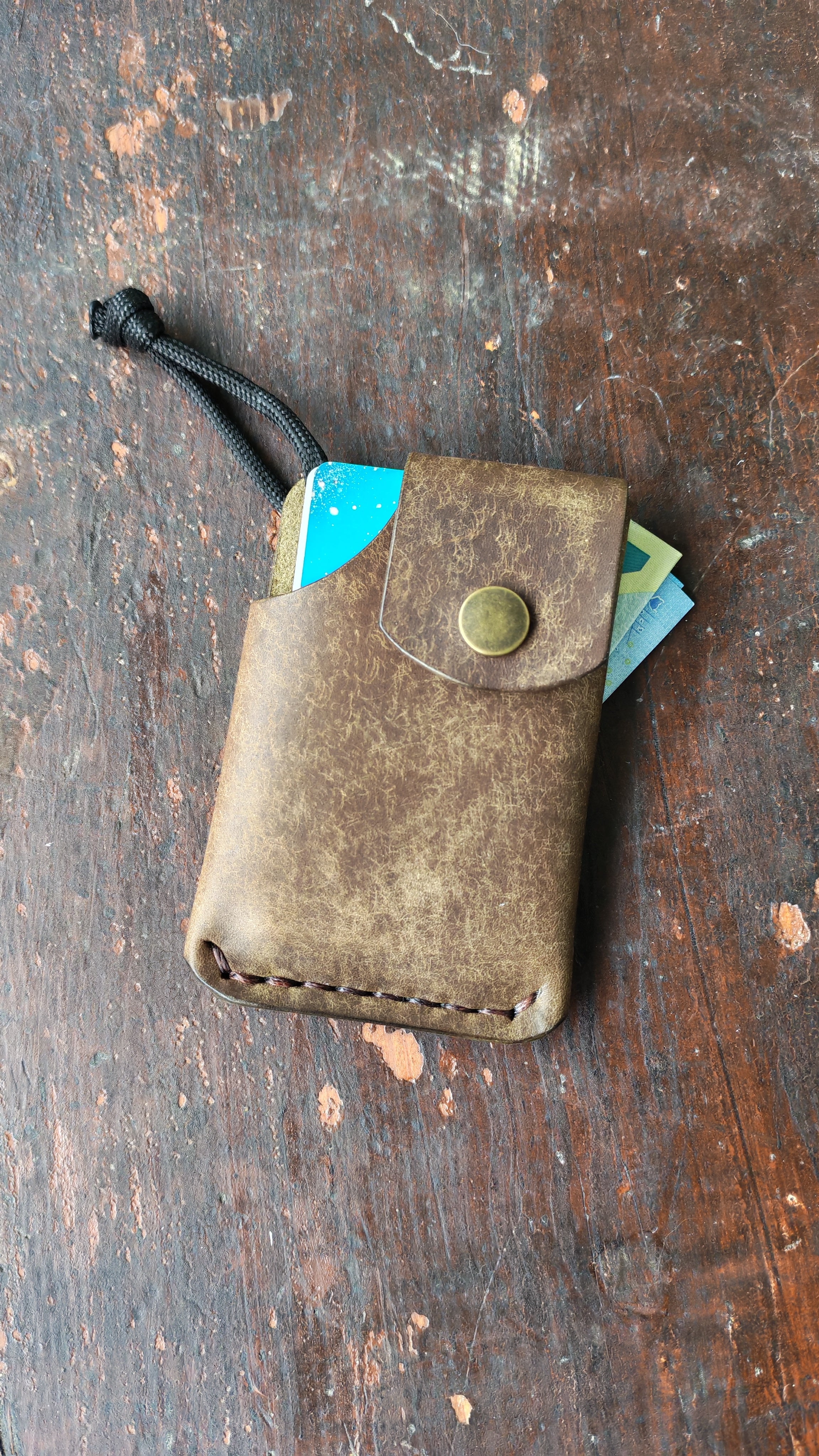 Mintaka – Slim Handcrafted Leather Wallet