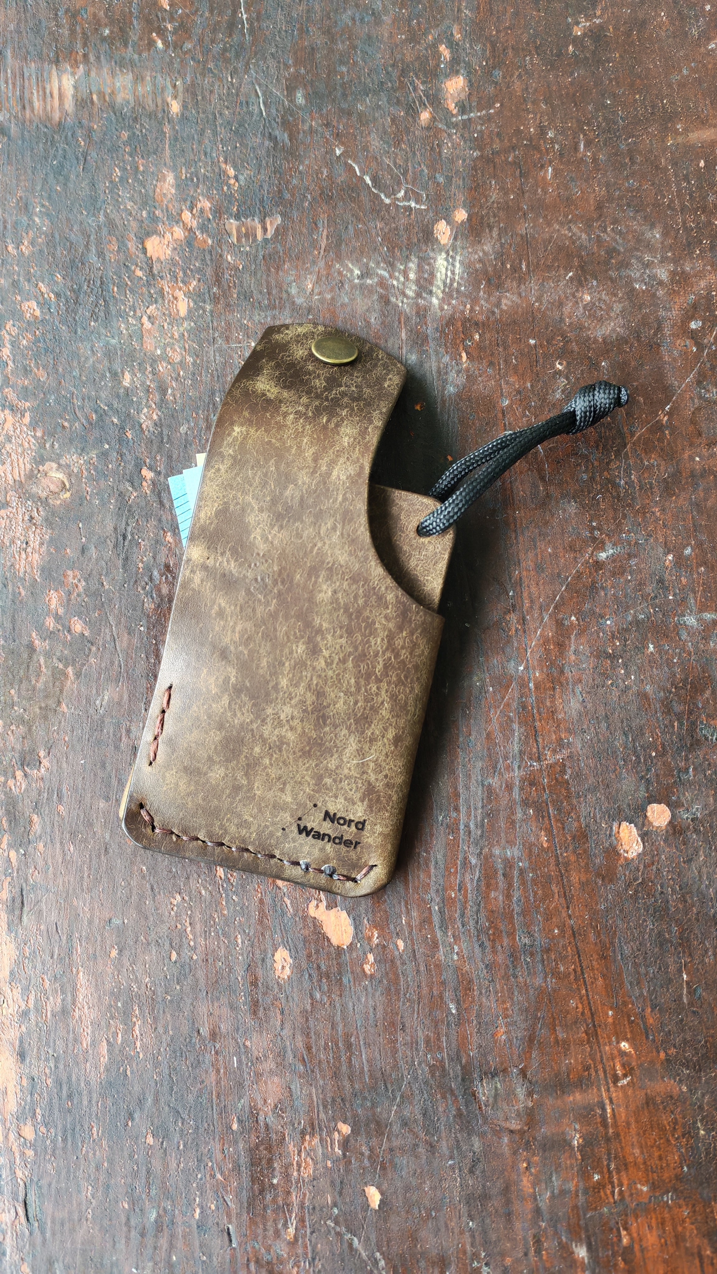 Mintaka – Slim Handcrafted Leather Wallet