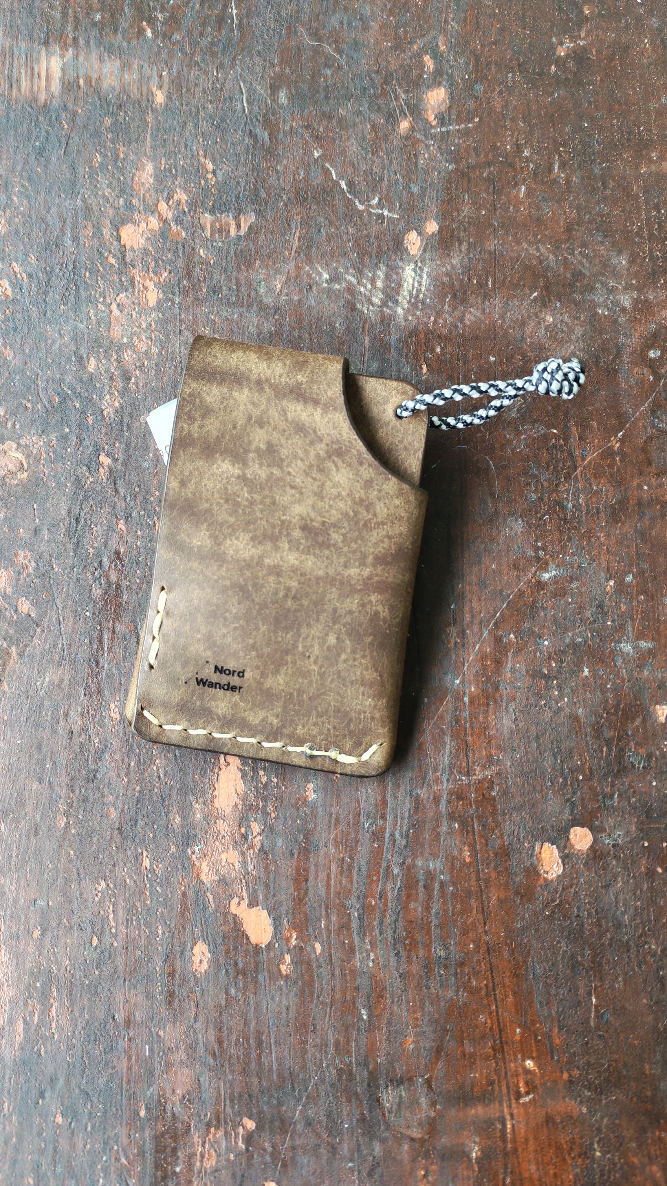 Mintaka – Slim Handcrafted Leather Wallet