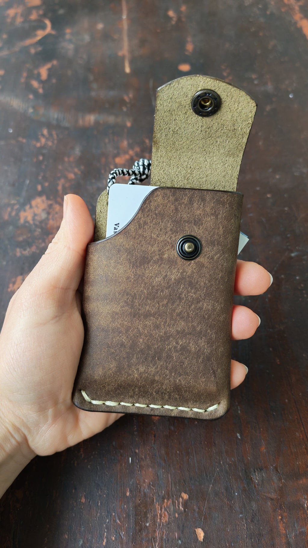 Mintaka – Slim Handcrafted Leather Wallet