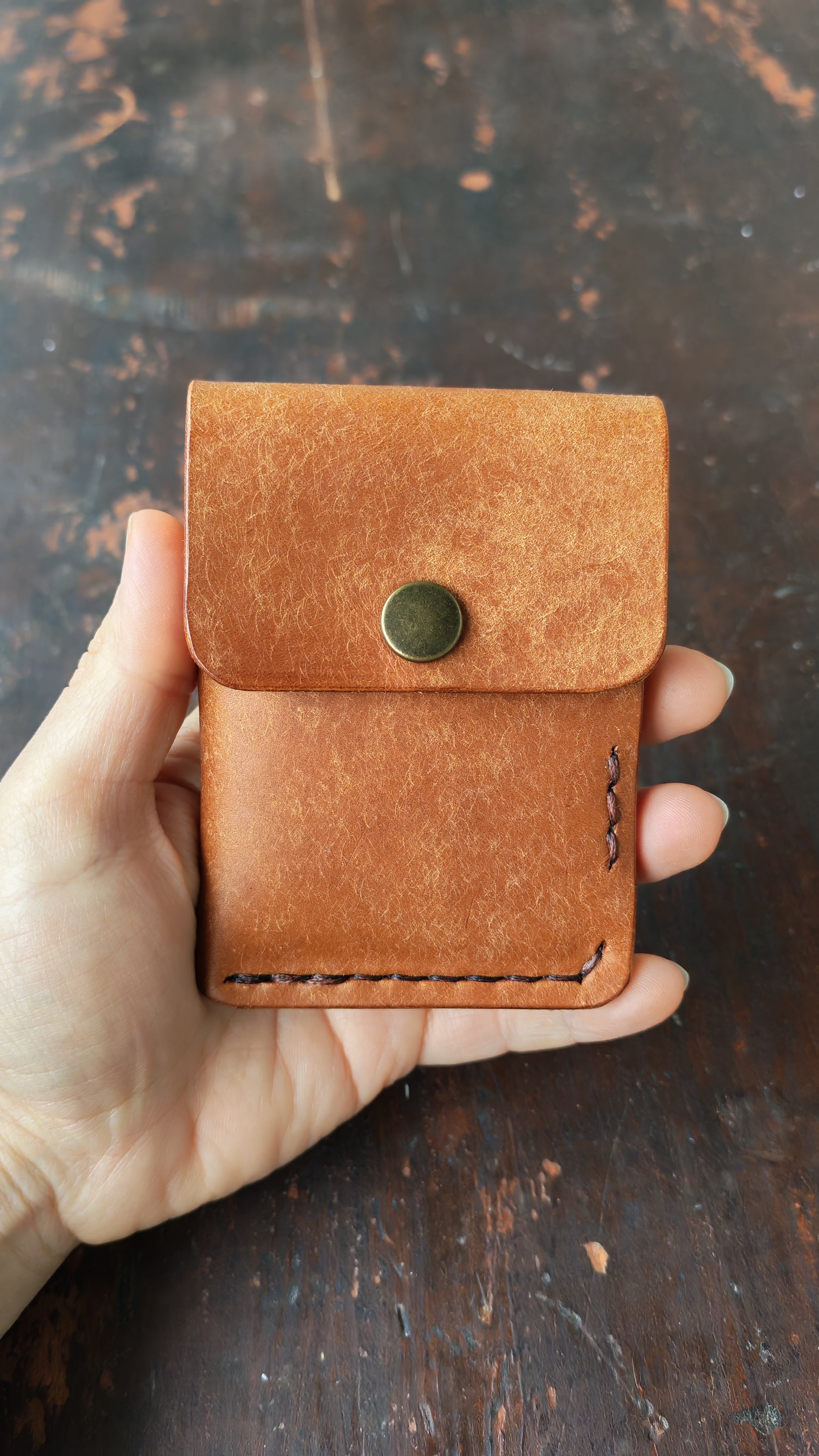 Alnilam – Handmade Full-Grain Leather Card Holder