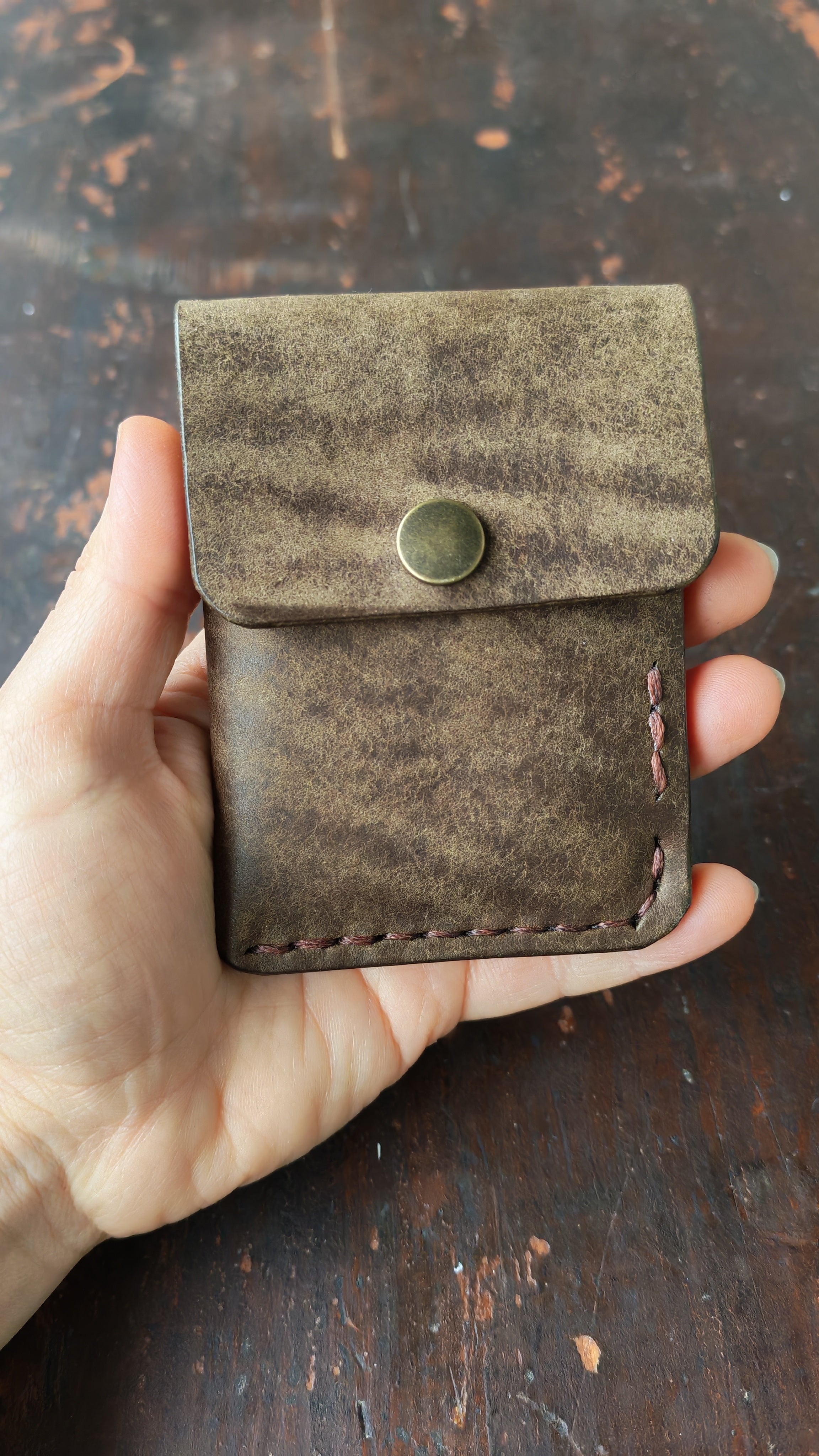Alnilam – Handmade Full-Grain Leather Card Holder