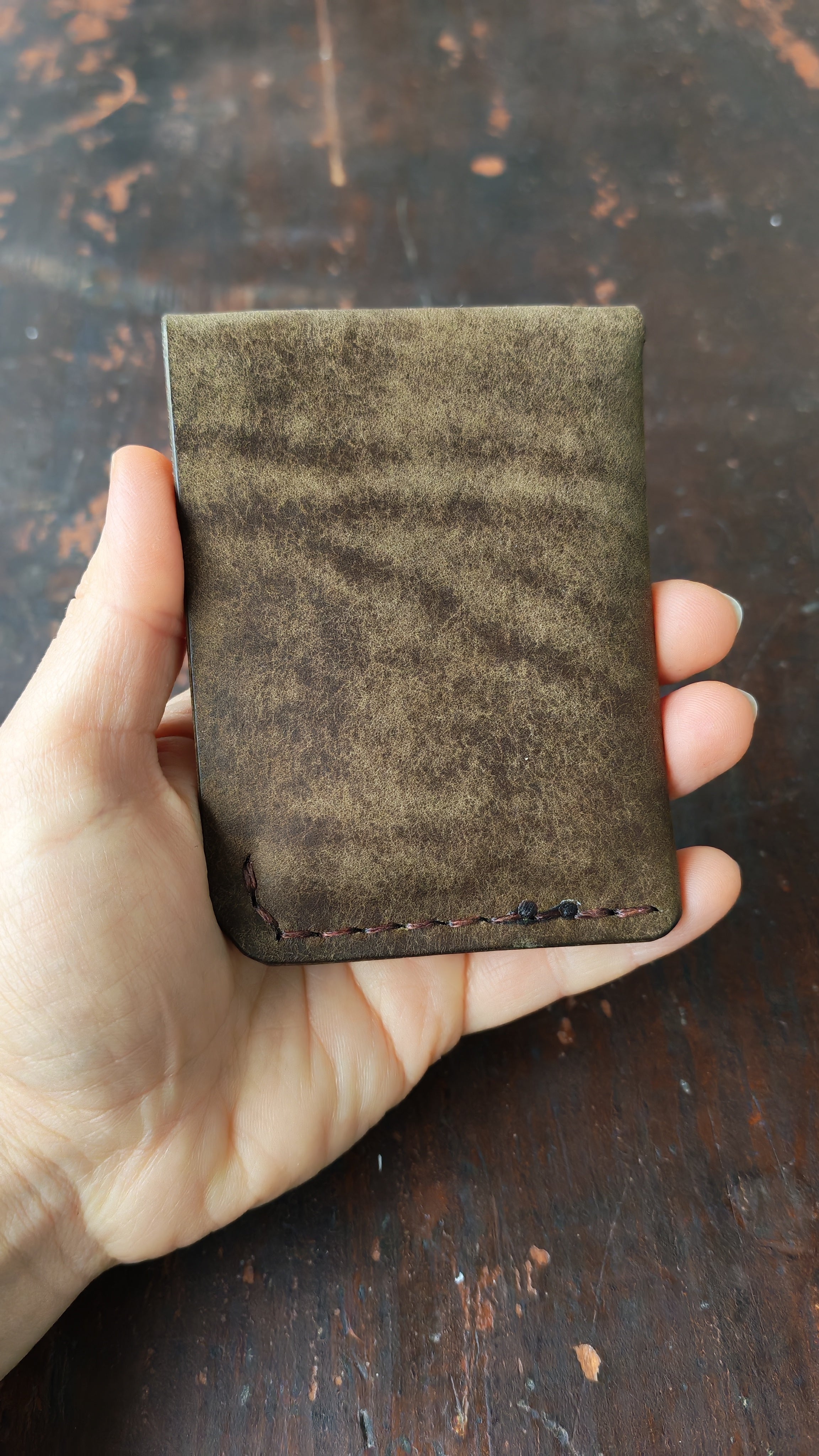 Alnilam – Handmade Full-Grain Leather Card Holder