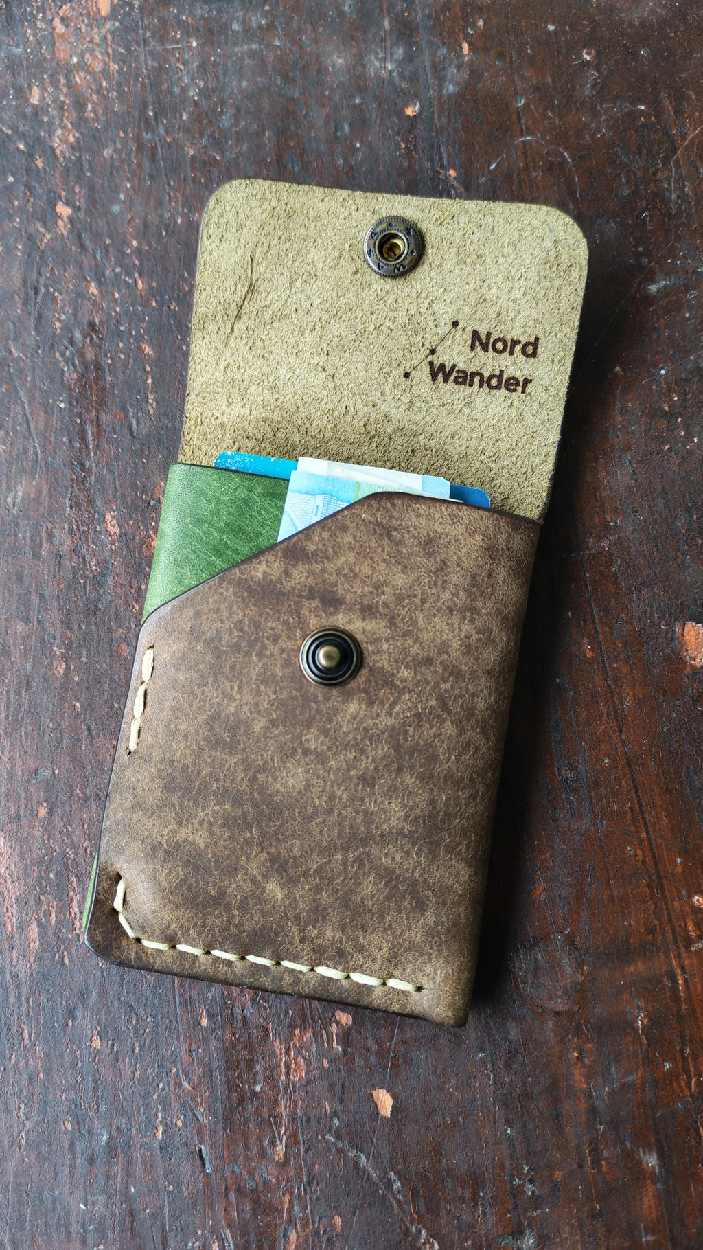 Alnilam – Handmade Full-Grain Leather Card Holder