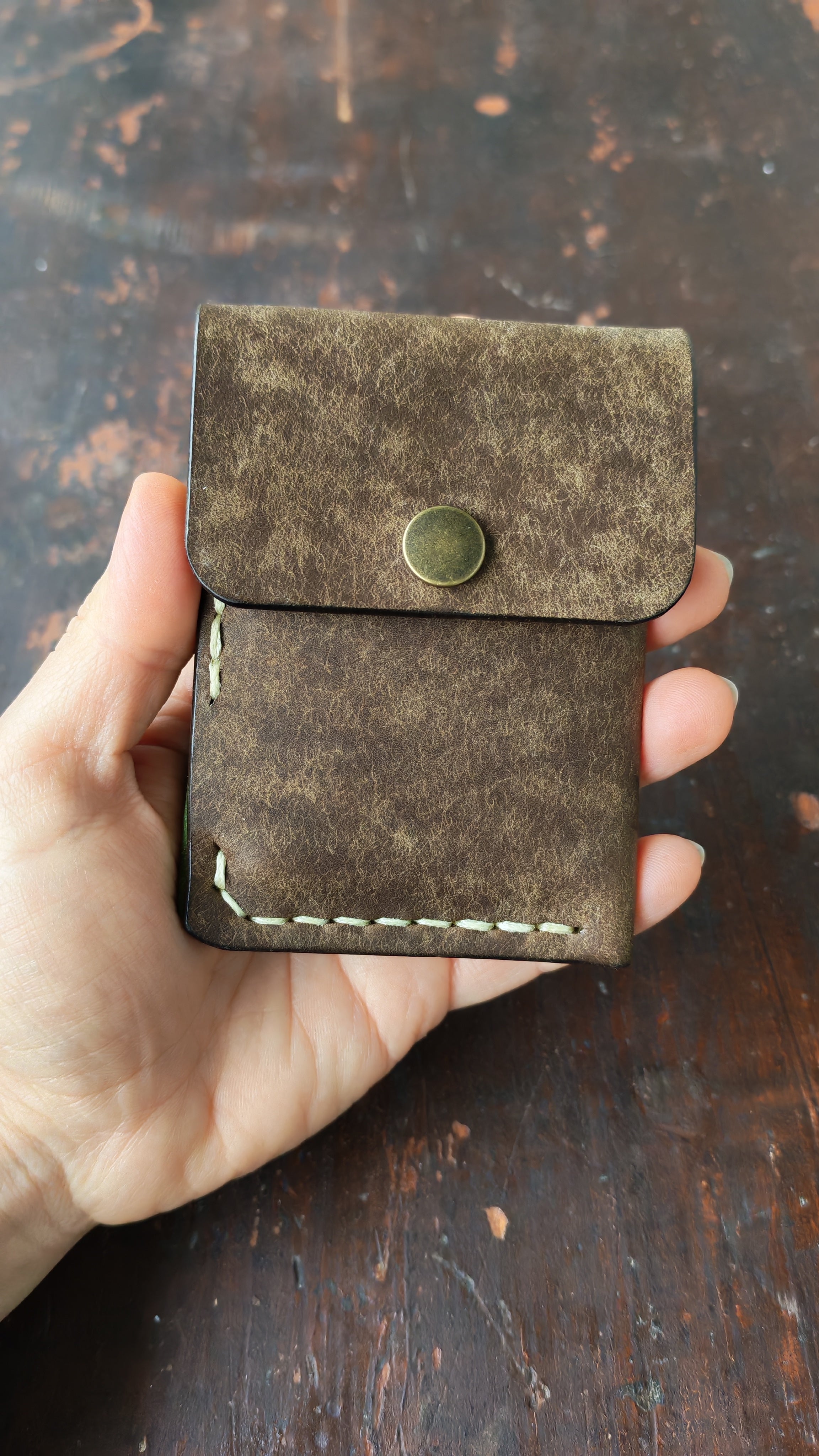 Alnilam – Handmade Full-Grain Leather Card Holder