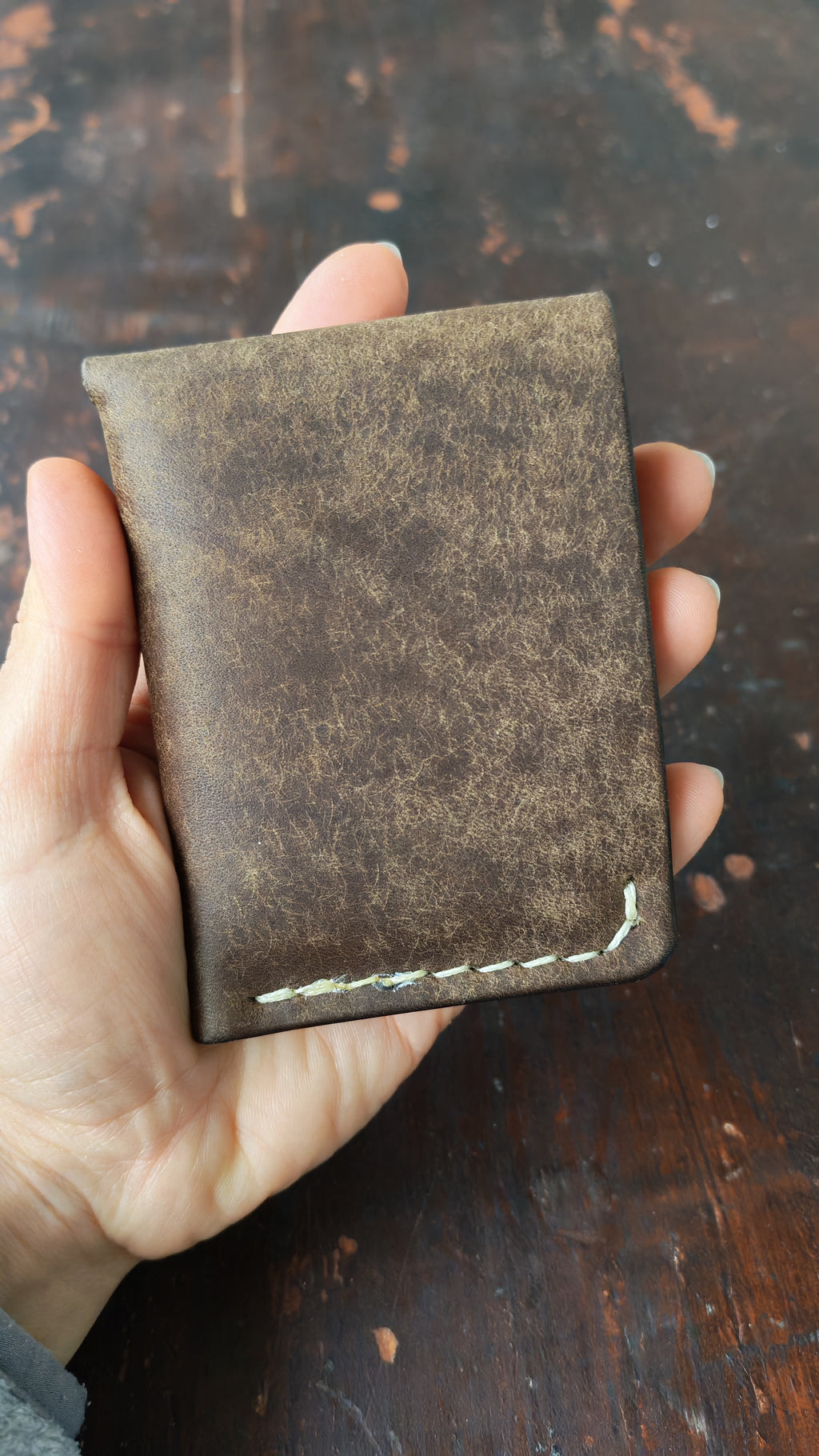 Alnilam – Handmade Full-Grain Leather Card Holder