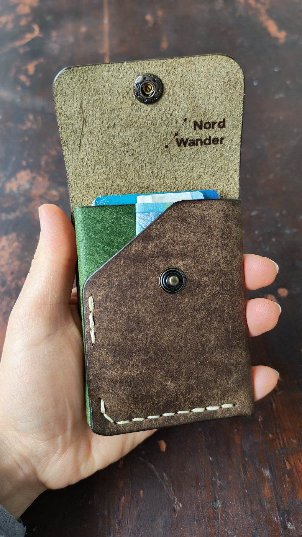 Alnilam – Handmade Full-Grain Leather Card Holder