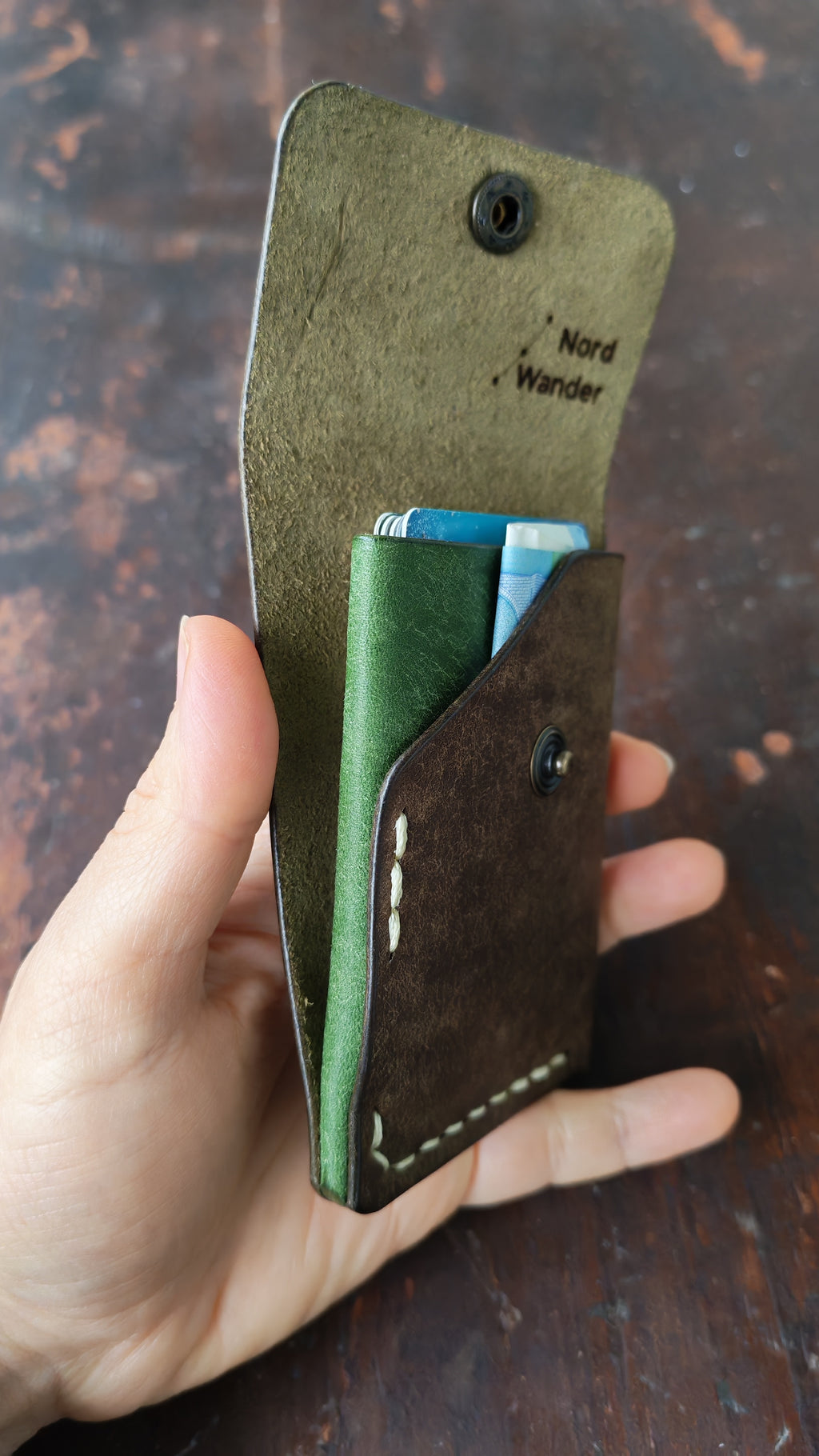 Alnilam – Handmade Full-Grain Leather Card Holder