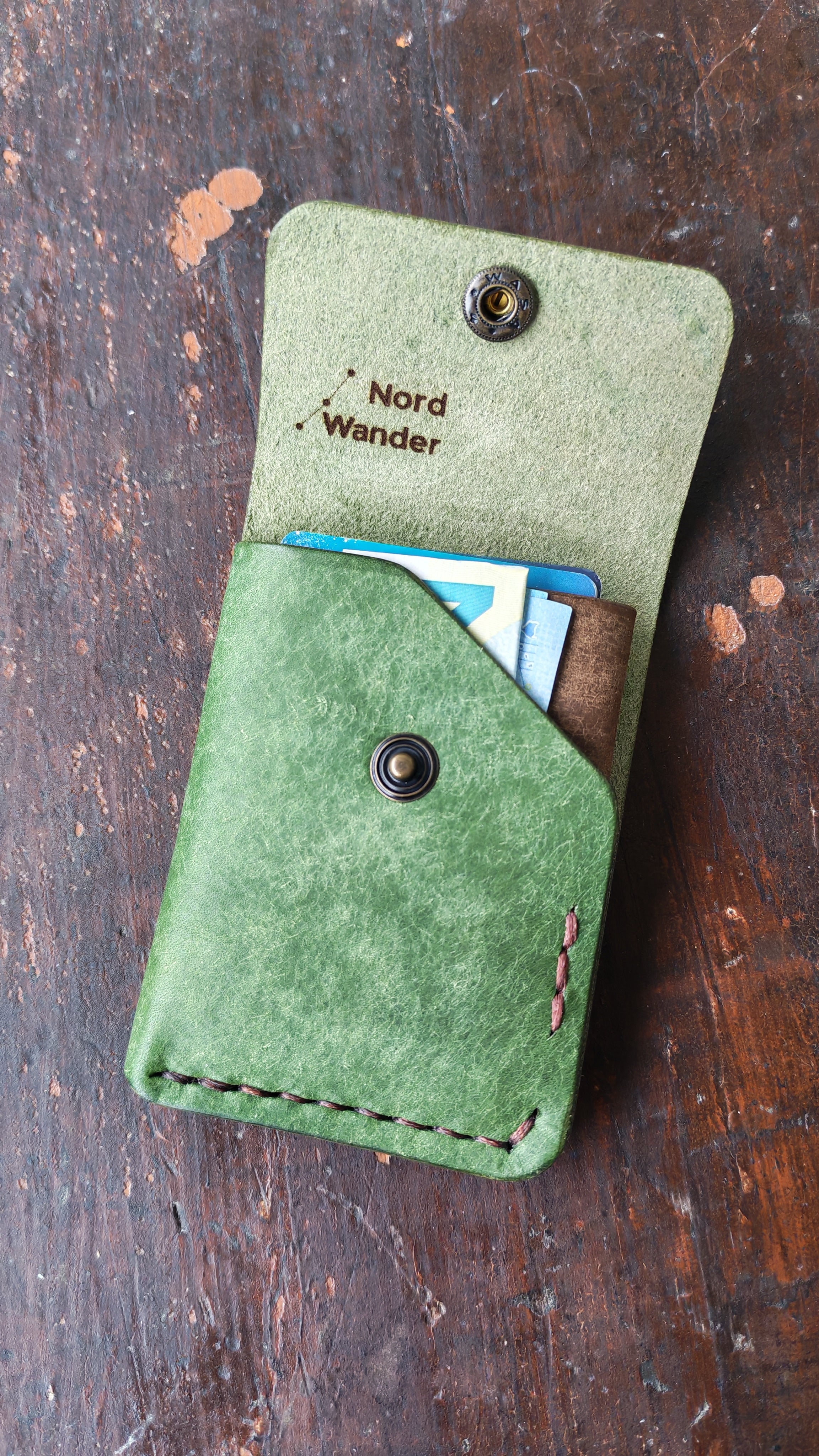 Alnilam – Handmade Full-Grain Leather Card Holder