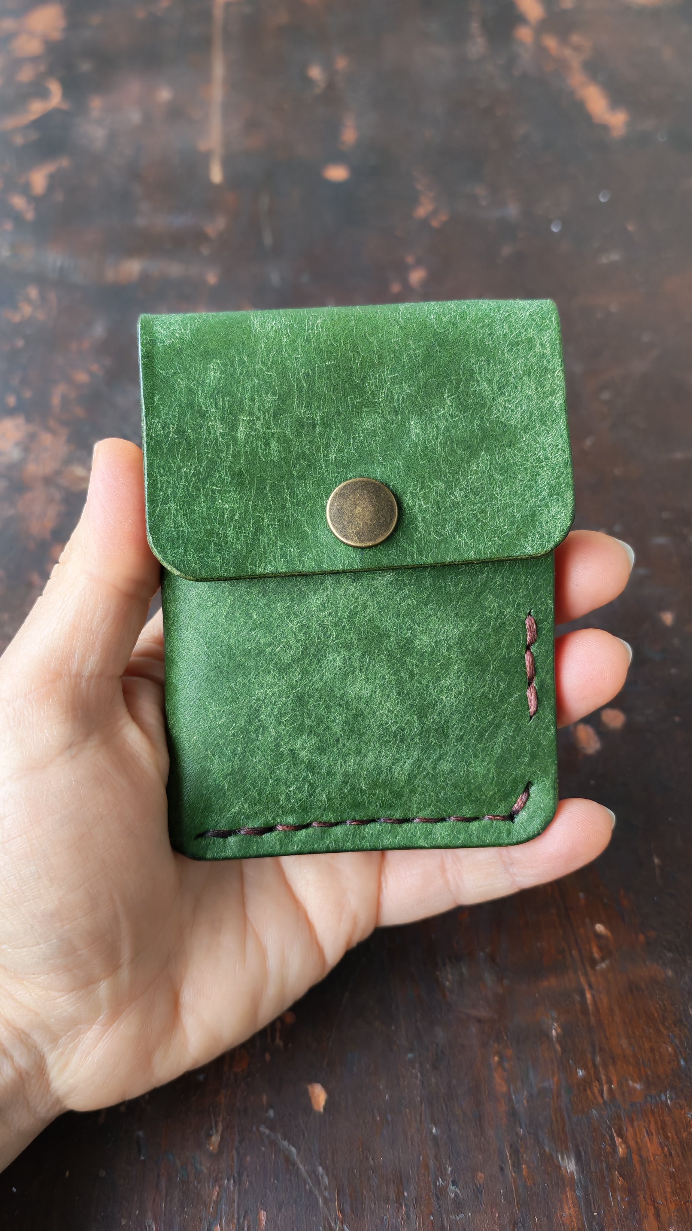 Alnilam – Handmade Full-Grain Leather Card Holder