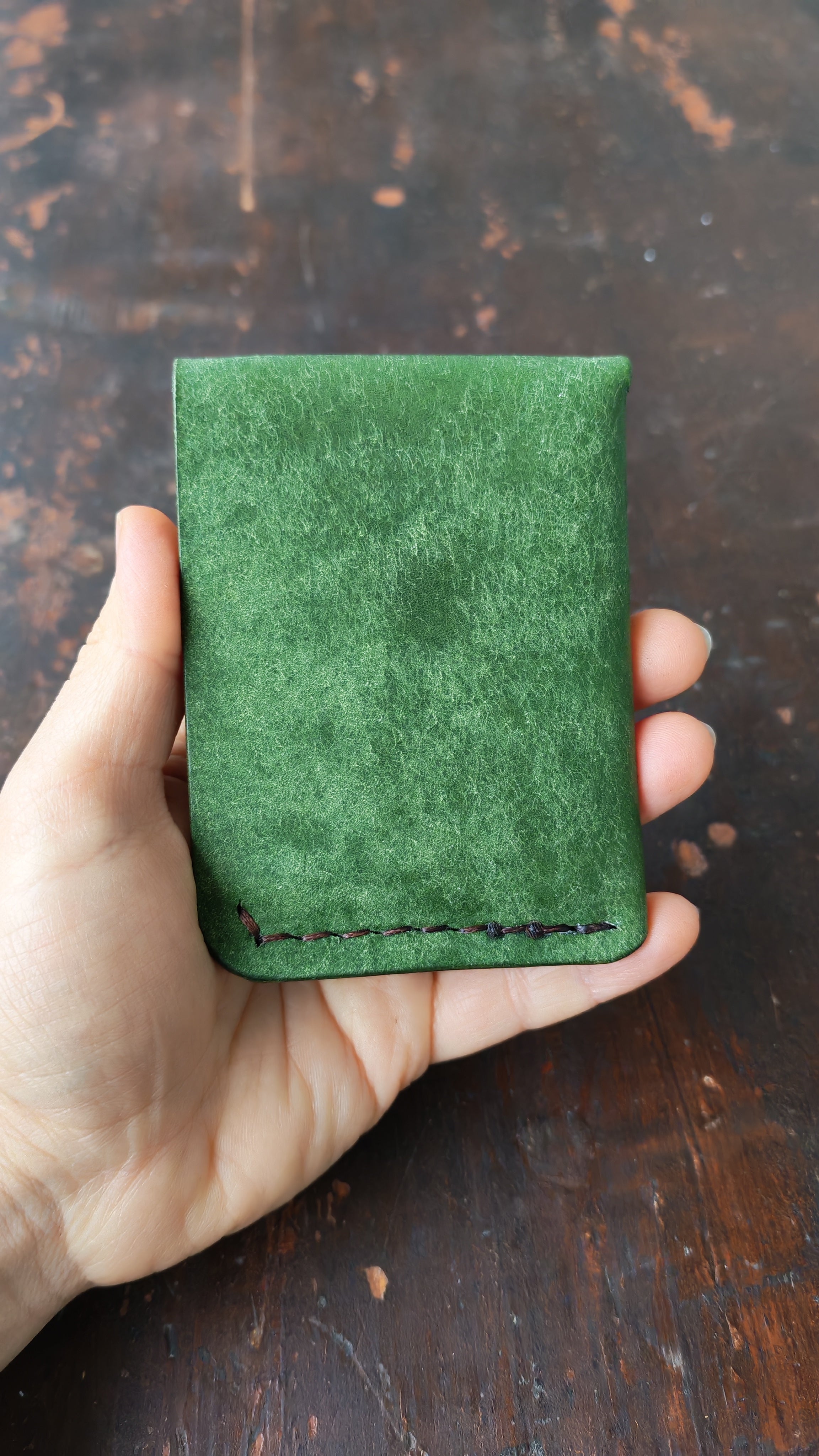Alnilam – Handmade Full-Grain Leather Card Holder