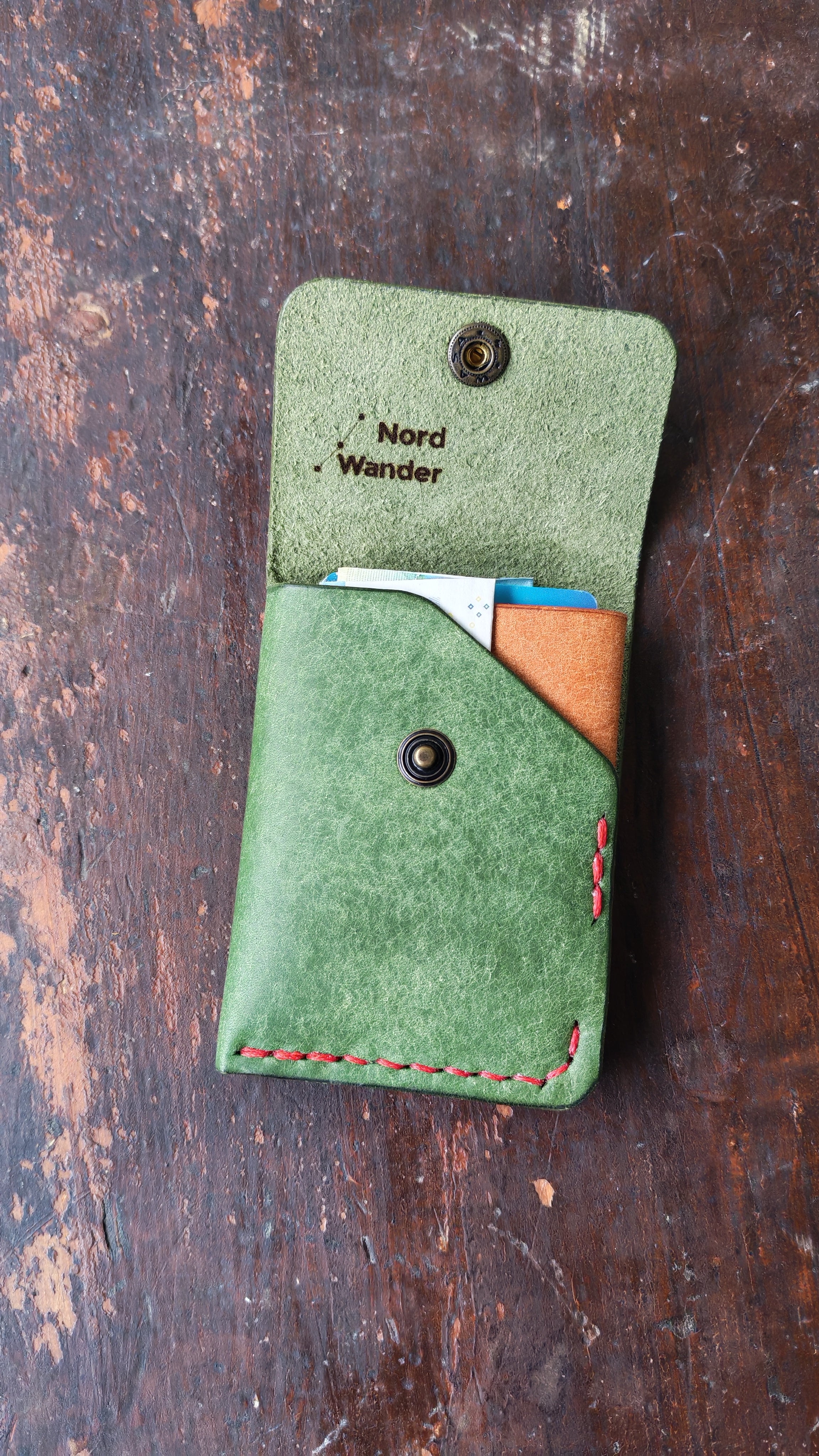Alnilam – Handmade Full-Grain Leather Card Holder