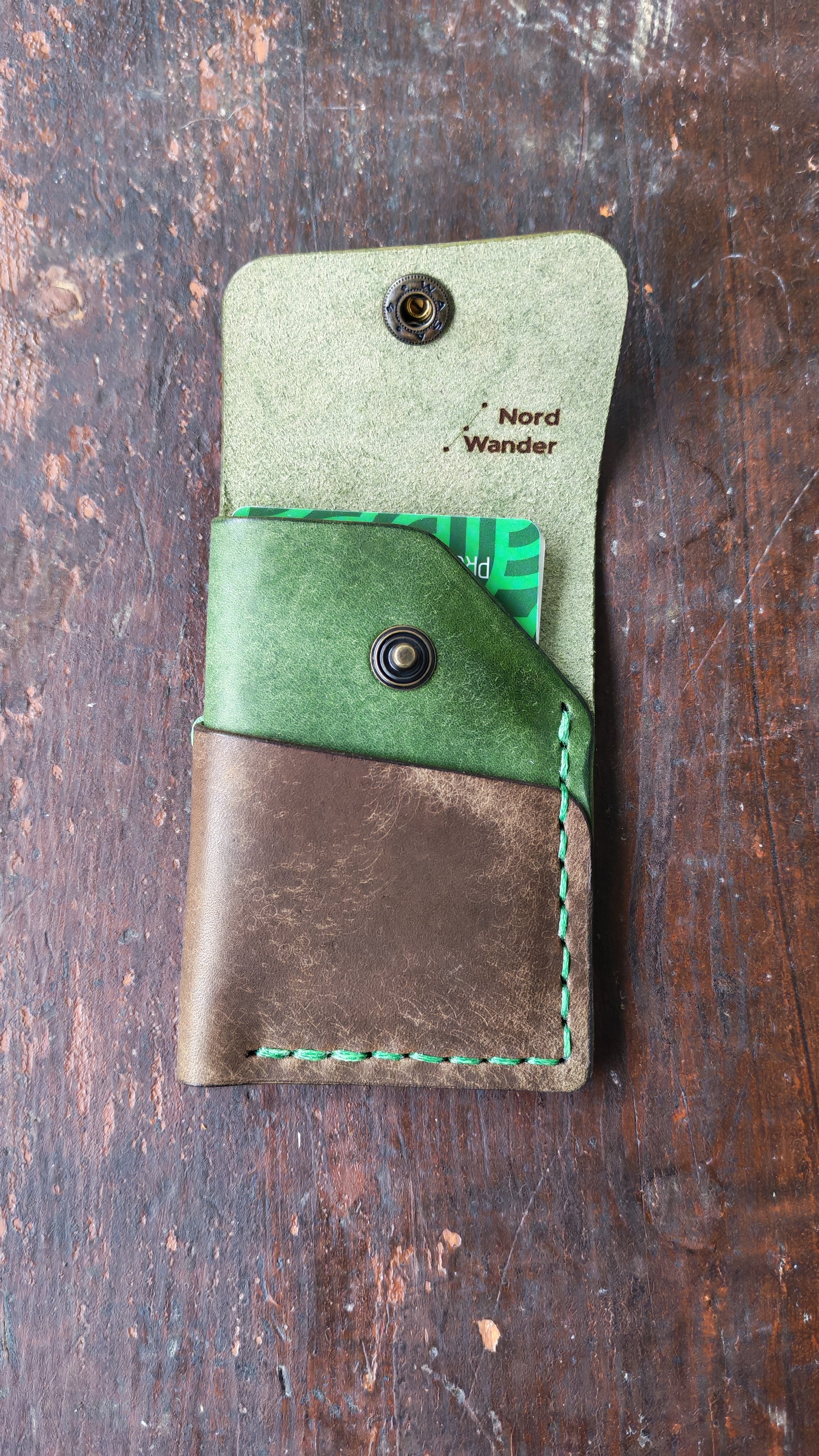 Alnitak – Premium Leather Cardholder