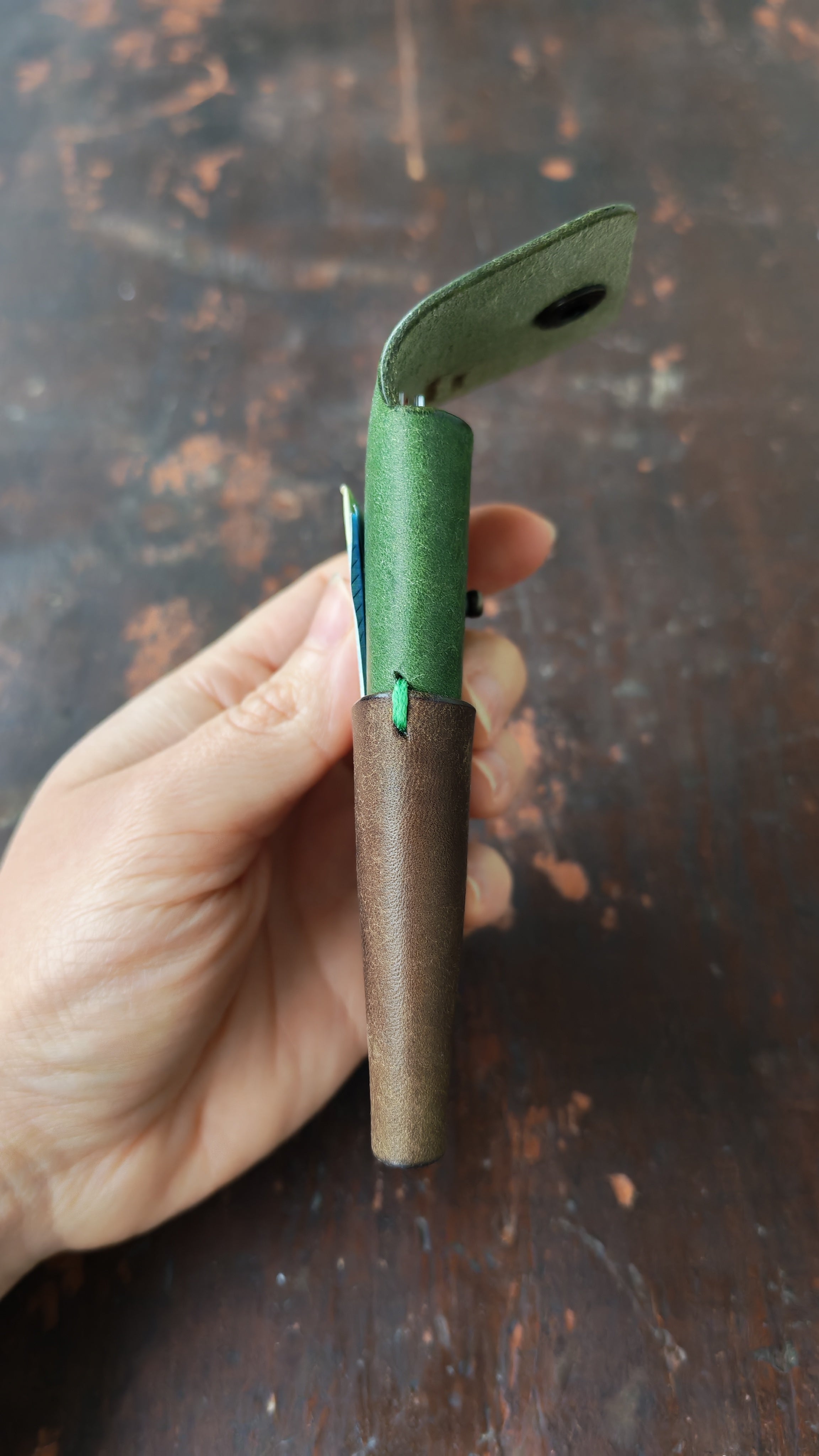 Alnitak – Premium Leather Cardholder