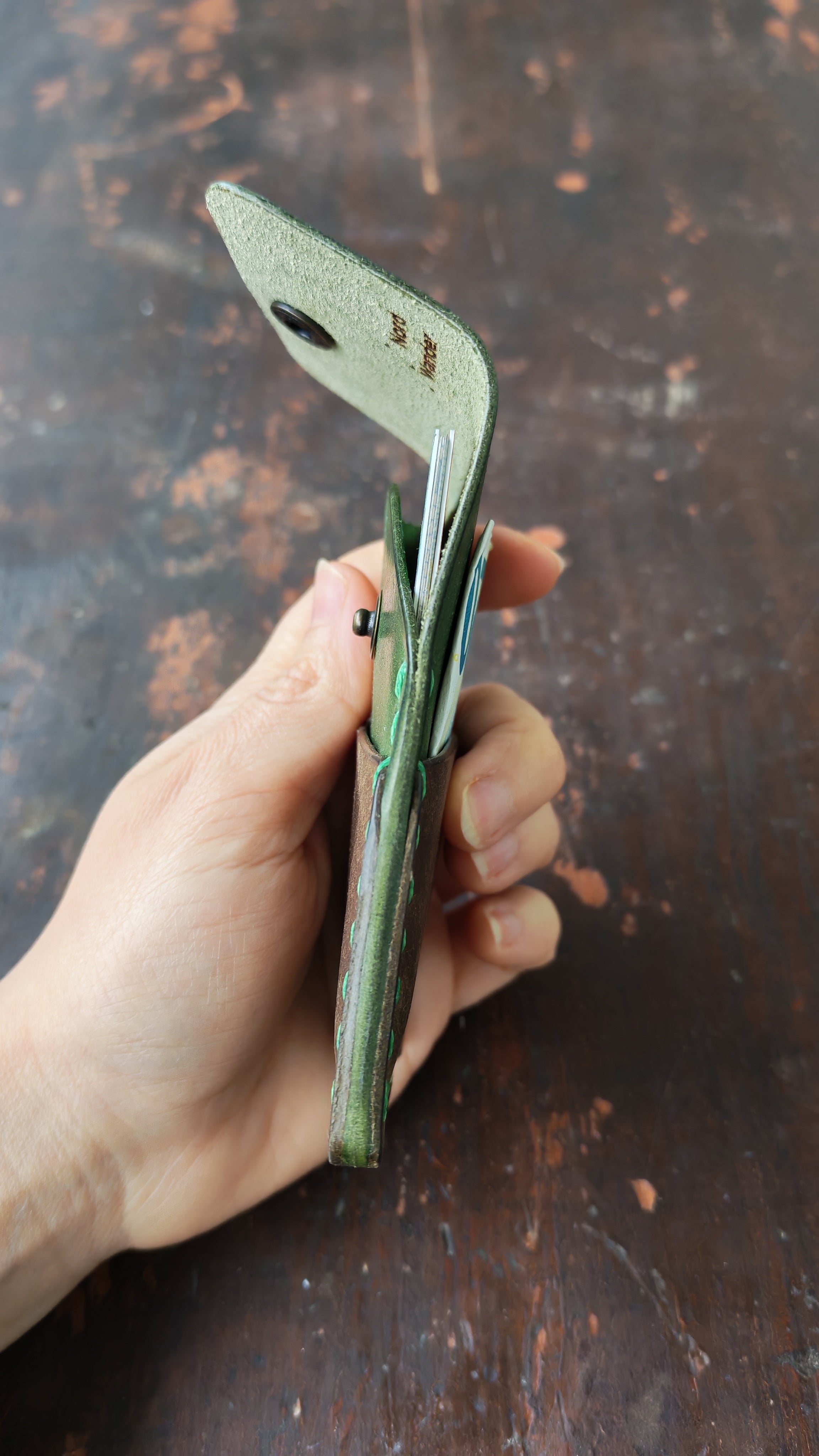 Alnitak – Premium Leather Cardholder