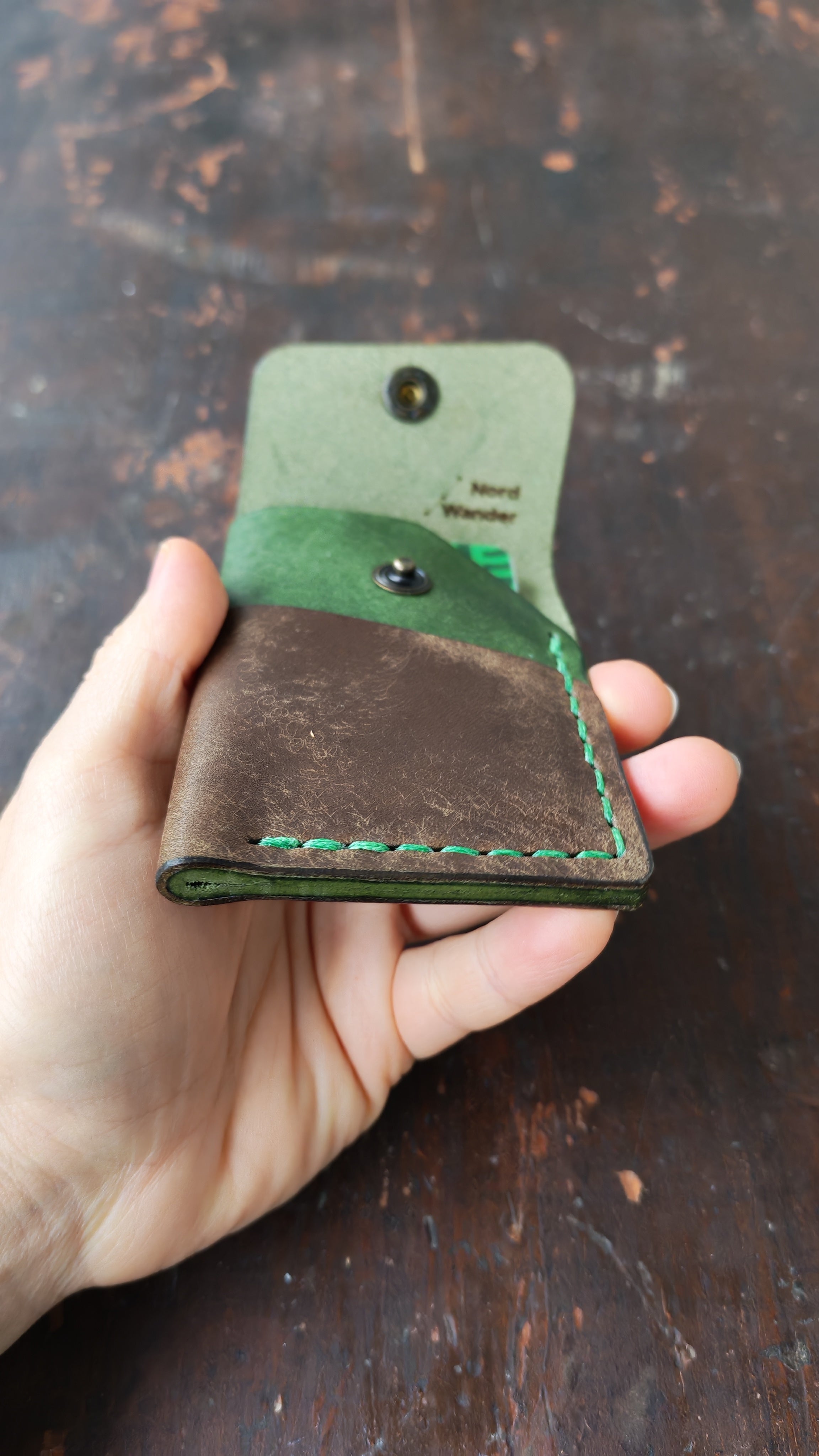 Alnitak – Premium Leather Cardholder