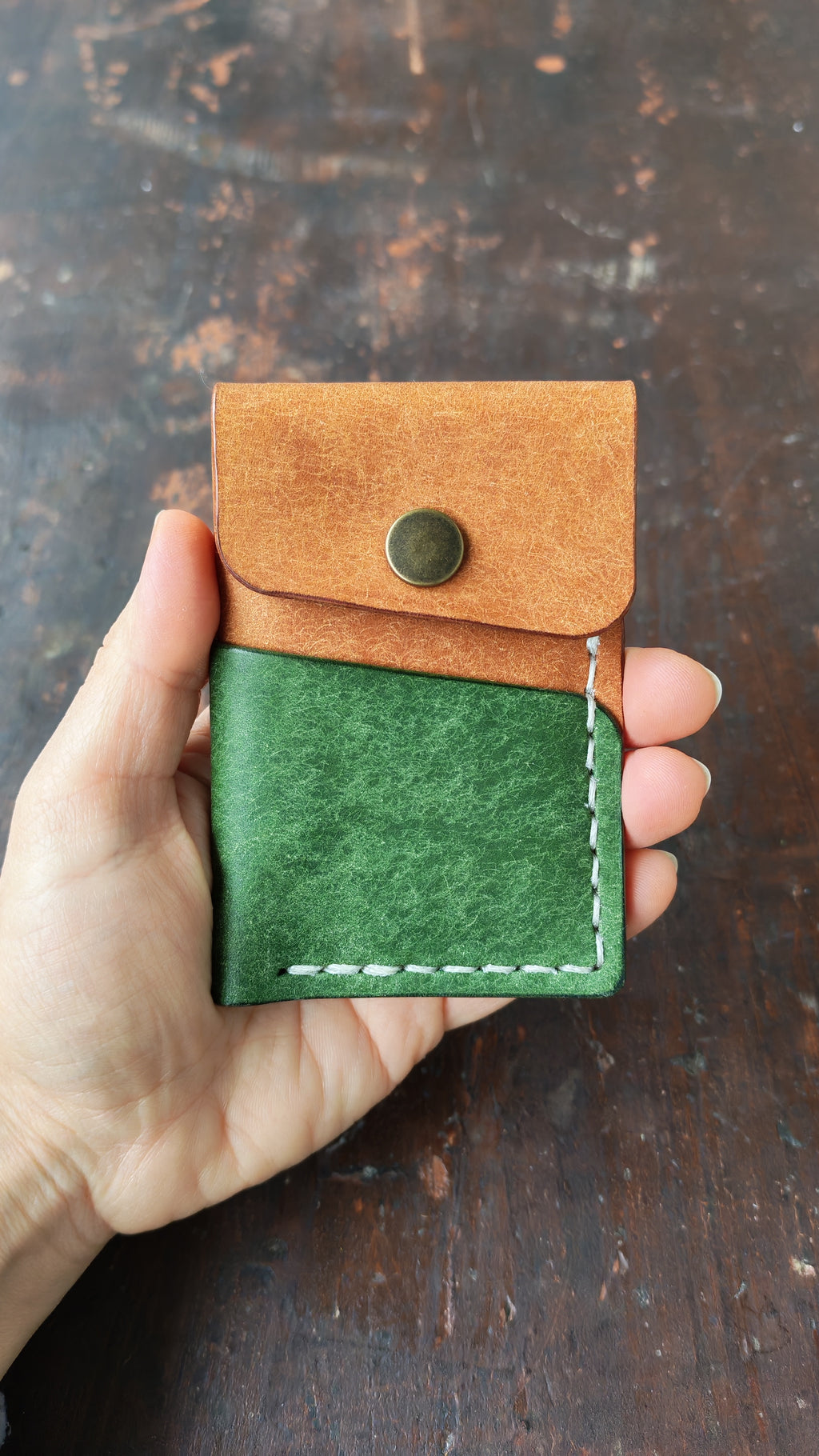 Alnitak – Premium Leather Cardholder