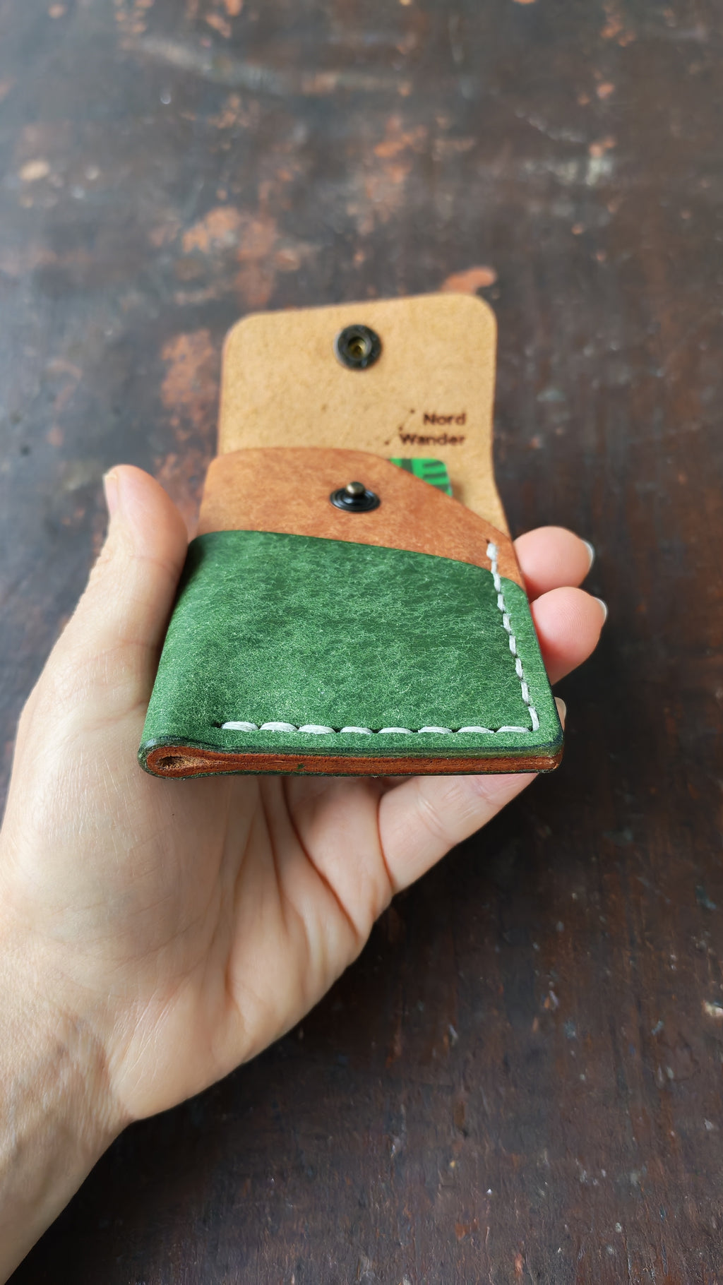 Alnitak – Premium Leather Cardholder