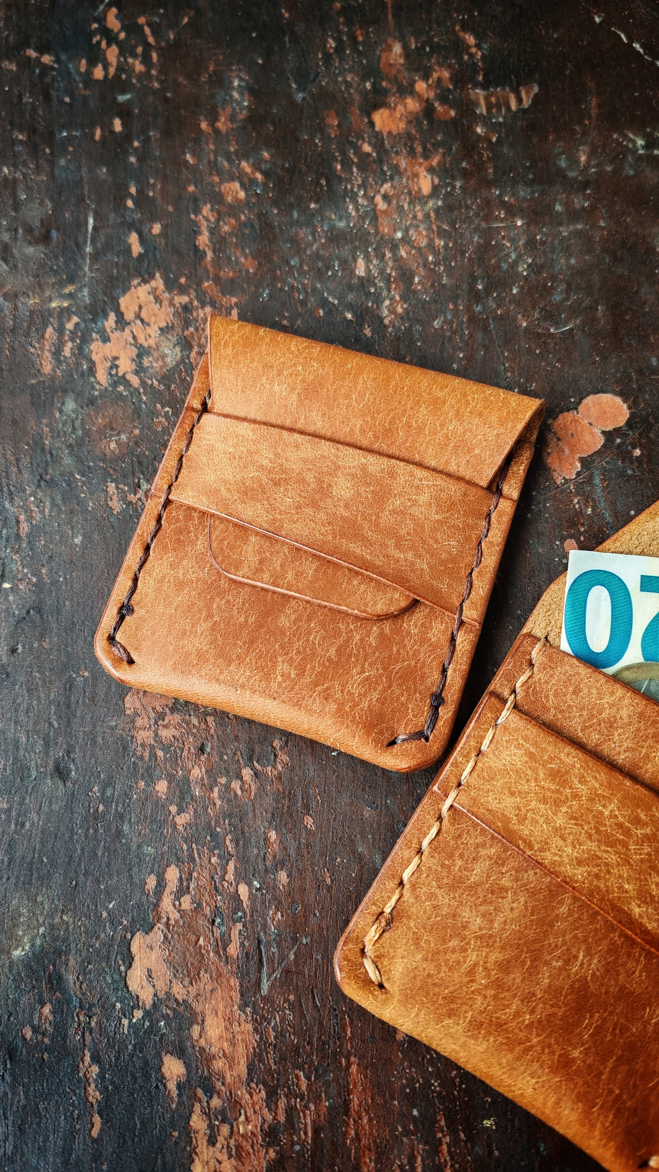 Tabit – Handgefertigtes Leder-Geldetui