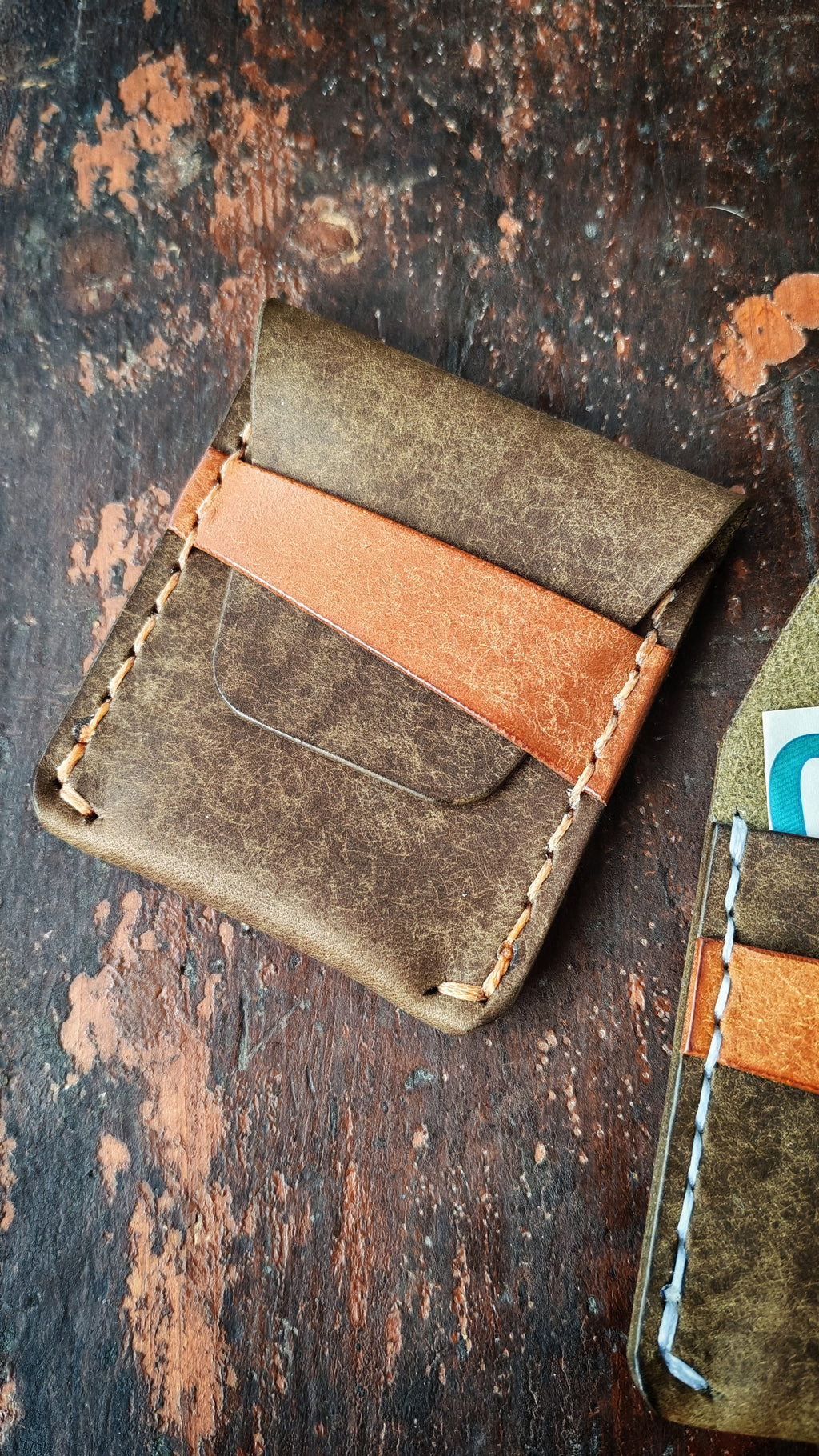 Tabit – Handgefertigtes Leder-Geldetui