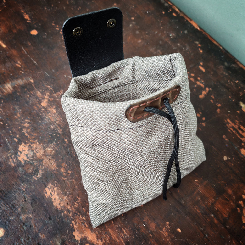 Faltbare Gürteltasche aus Leder