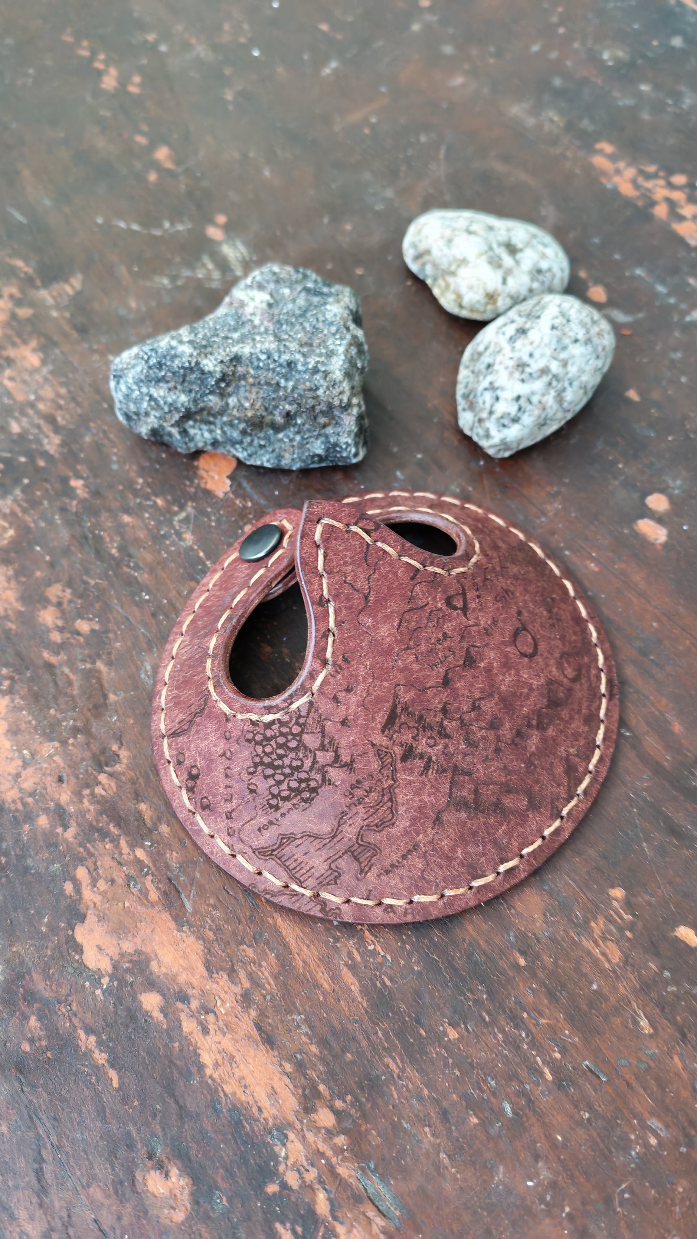 Universal Leather Glasses Holder